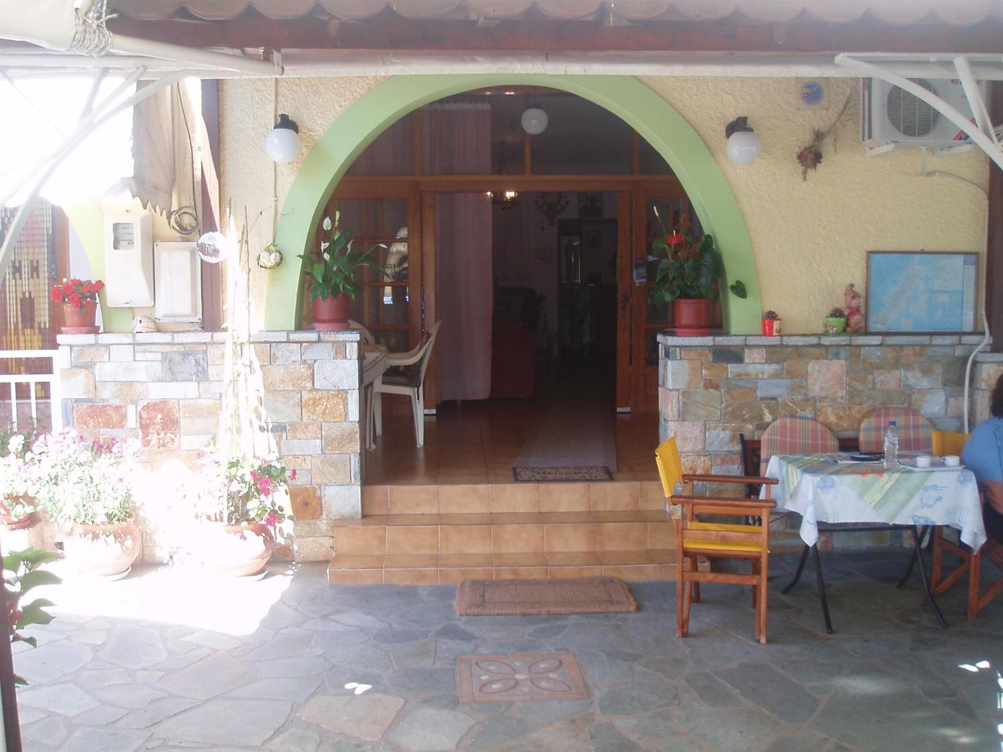 Haravgi Hotel Patitiri Exterior foto